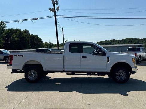 Used 2017 Ford F250 XL w/ Power Equipment Group AWD/4WD image 10