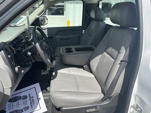 Used 2010 Chevrolet Silverado 2500 W/T image 4