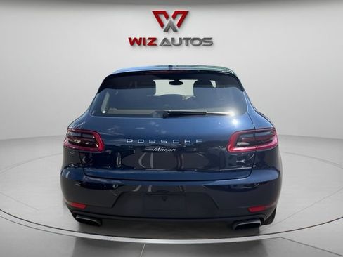 Used 2017 Porsche Macan AWD/4WD image 4