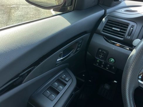 Certified 2025 Honda Ridgeline Black Edition image 23