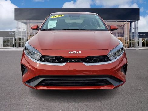 Used 2024 Kia Forte LXS image 2