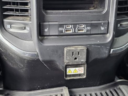 Used 2022 RAM 3500 Laramie AWD/4WD image 19
