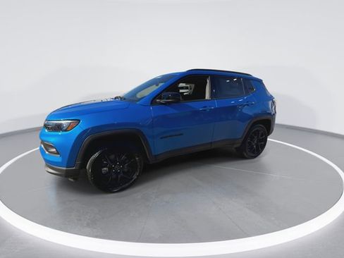 New 2026 Jeep Compass Latitude AWD/4WD image 4