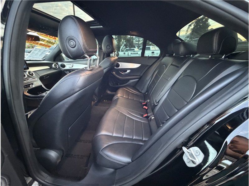 Used 2020 Mercedes-Benz C 300 Sedan image 19