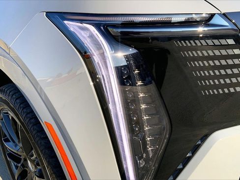 New 2026 Cadillac Escalade IQL Sport 1 w/ LPO, ONYX Package image 14