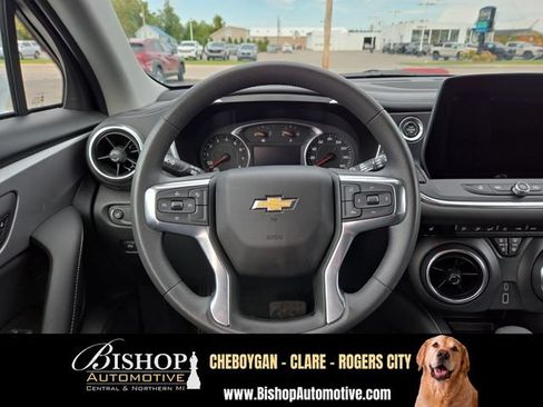 Used 2023 Chevrolet Blazer LT w/ Convenience Package AWD/4WD image 16