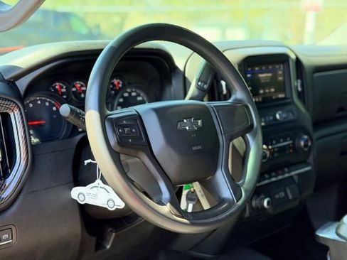 Used 2021 Chevrolet Silverado 1500 Custom Trail Boss w/ LPO, Dark Essentials Package image 8