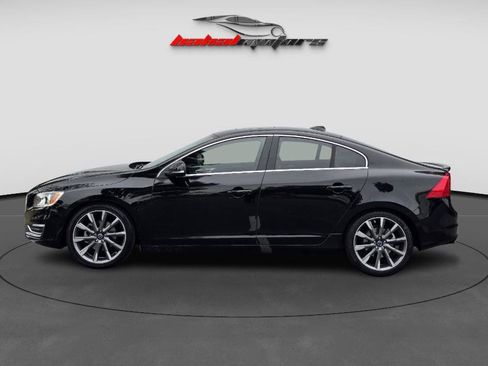 Used 2015 Volvo S60 T5 Premier w/ Convenience Package image 4