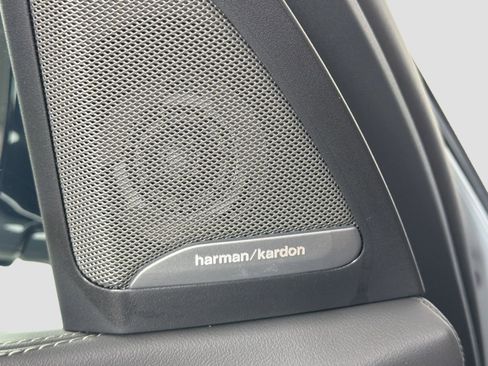 New 2026 BMW X5 M60i image 18