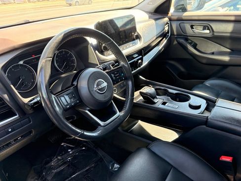 Certified 2023 Nissan Rogue SL w/ SL Premium Package AWD/4WD image 13