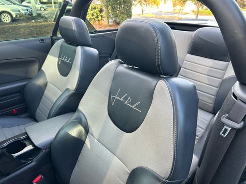 Used 2006 Ford Mustang GT image 16