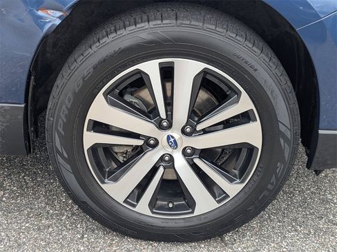 Used 2019 Subaru Outback 2.5i Limited image 11
