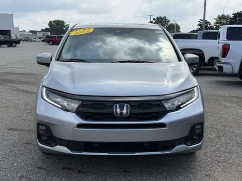 Used 2025 Honda Odyssey EX-L image 3