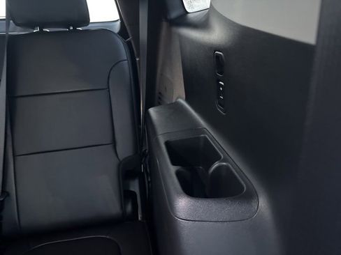 Used 2021 Chevrolet Traverse High Country w/ LPO, Floor Liner Package image 28