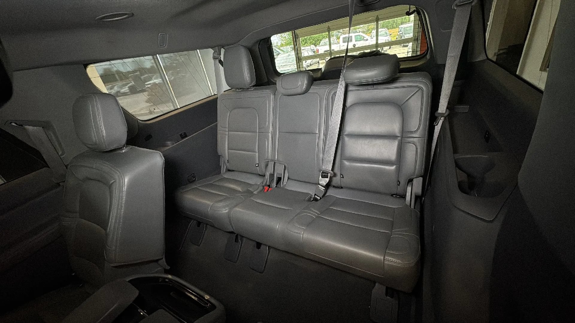 Used 2020 Lincoln Navigator L Reserve w/ Luxury Package AWD/4WD image 30