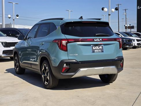 New 2026 Kia Seltos EX image 3