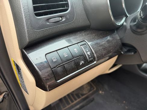 Used 2011 Kia Sorento 2WD image 19