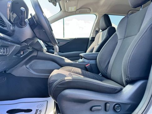 Used 2025 Subaru Outback Premium AWD/4WD image 19