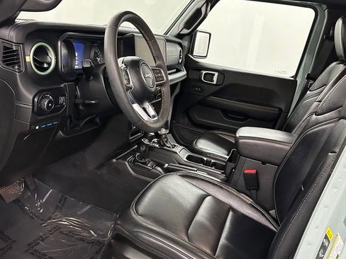 Used 2024 Jeep Wrangler Unlimited Sahara w/ Safety Group image 11