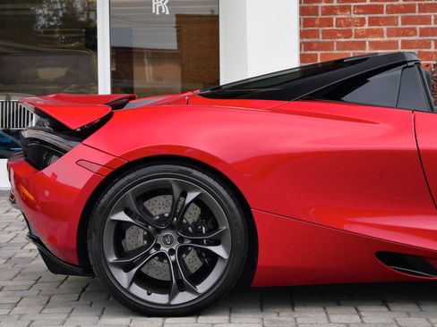 Used 2020 McLaren 720S Performance RWD image 21