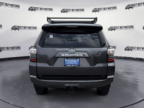 Used 2022 Toyota 4Runner SR5 w/ 4Runner Black Package (TMS) AWD/4WD image 7