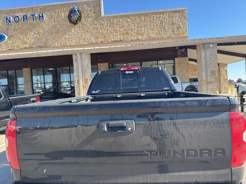 Used 2020 Toyota Tundra Limited image 11