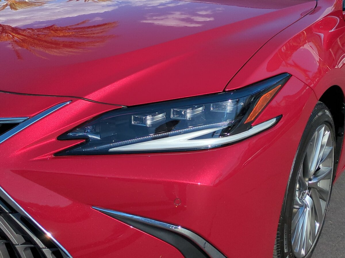Used 2023 Lexus ES 350 Ultra Luxury w/ Accessory Package (Z1) FWD image 10
