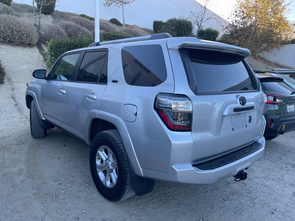 Used 2023 Toyota 4Runner SR5 AWD/4WD image 5