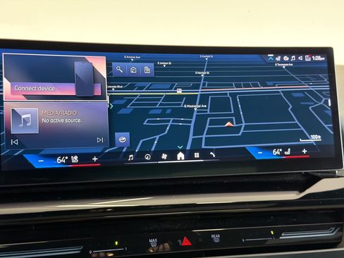 Certified 2024 BMW 530i xDrive w/ M Sport Package AWD/4WD image 18
