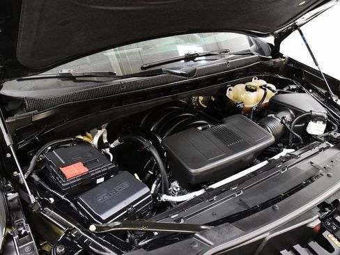 Used 2023 Chevrolet Tahoe High Country w/ Premium Package 2 image 5