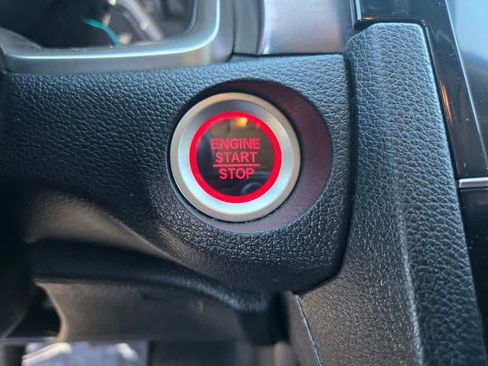 Used 2017 Honda Civic Touring image 16
