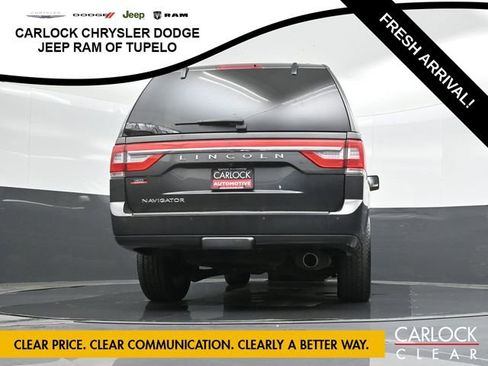 Used 2017 Lincoln Navigator Select image 77