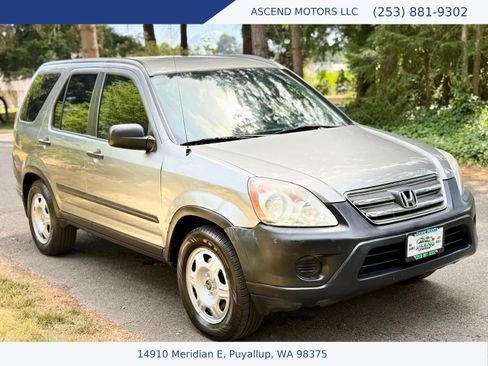 Used 2005 Honda CR-V LX image 7