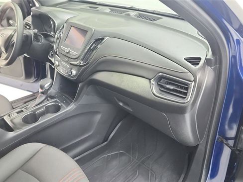 Used 2023 Chevrolet Equinox RS image 28
