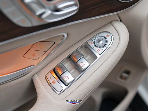 Used 2021 Mercedes-Benz GLC 300 4MATIC image 39