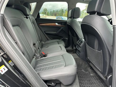 Used 2022 Audi Q5 2.0T Premium Plus image 13