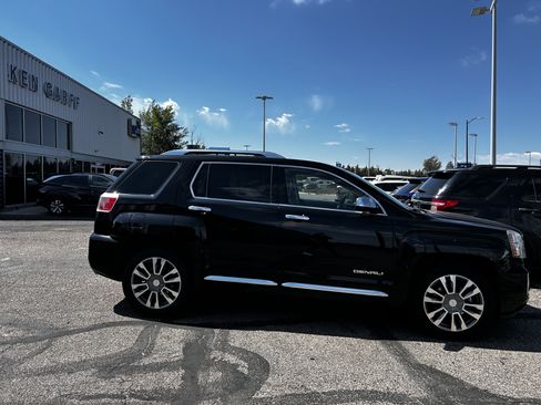 Used 2017 GMC Terrain Denali AWD/4WD image 6