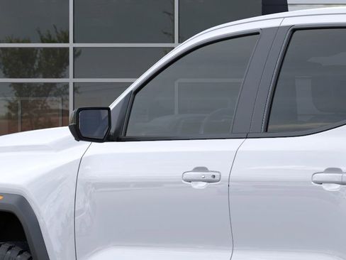 New 2026 GMC Canyon AT4 w/ Technology Plus Package image 12