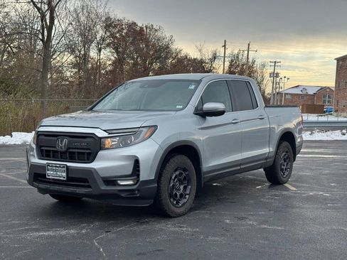 Certified 2025 Honda Ridgeline RTL+ image 8