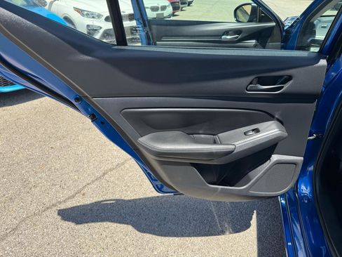 Used 2025 Nissan Altima 2.5 SV FWD image 14