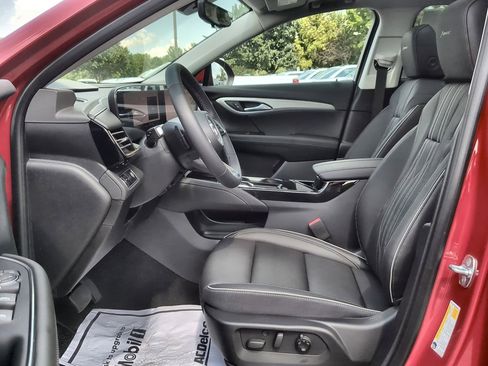 New 2025 Buick Envision Avenir image 20