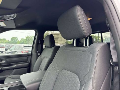 New 2026 RAM 1500 Express AWD/4WD image 11