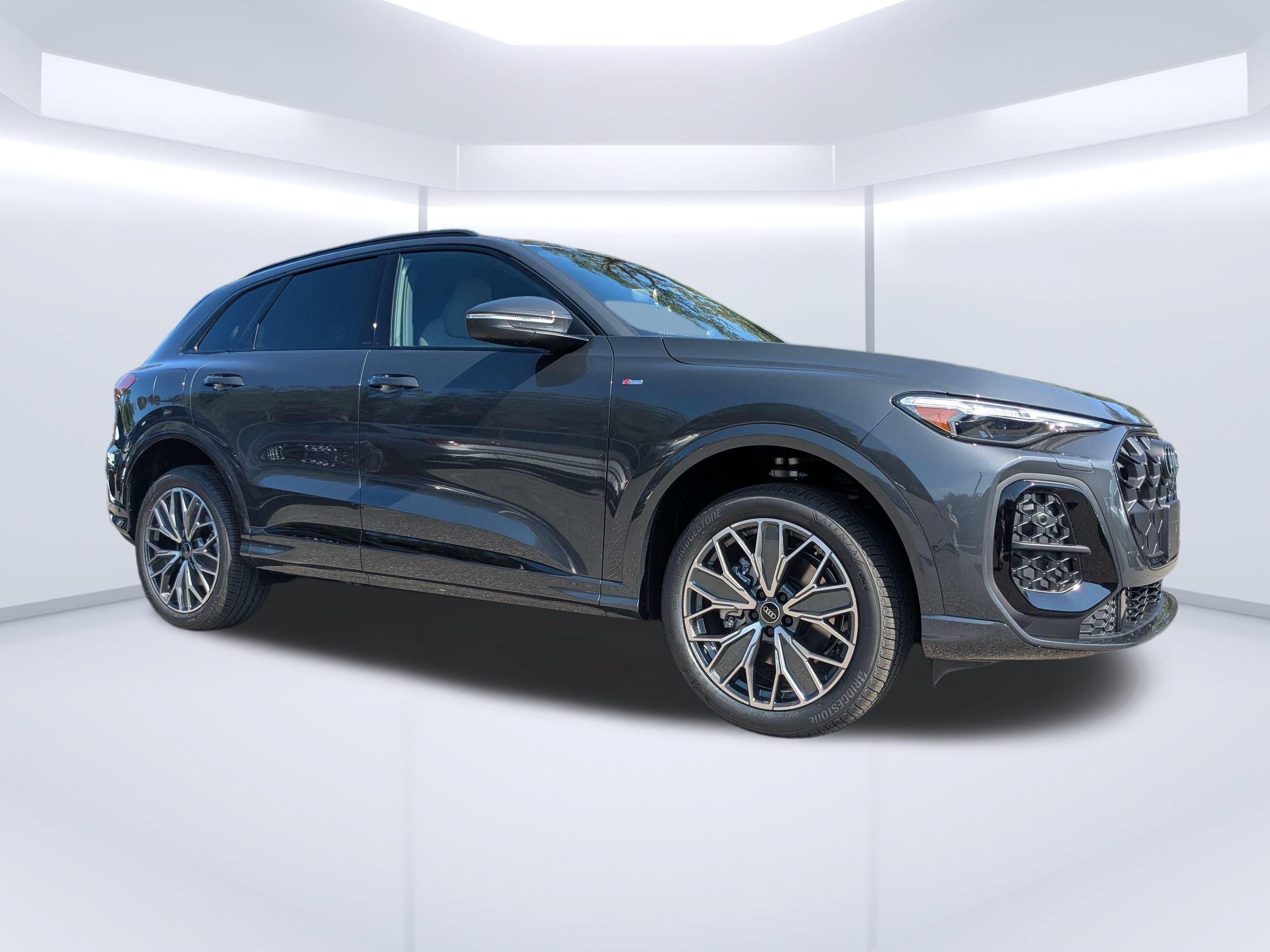 New 2026 Audi Q5 Premium Plus AWD/4WD image 2