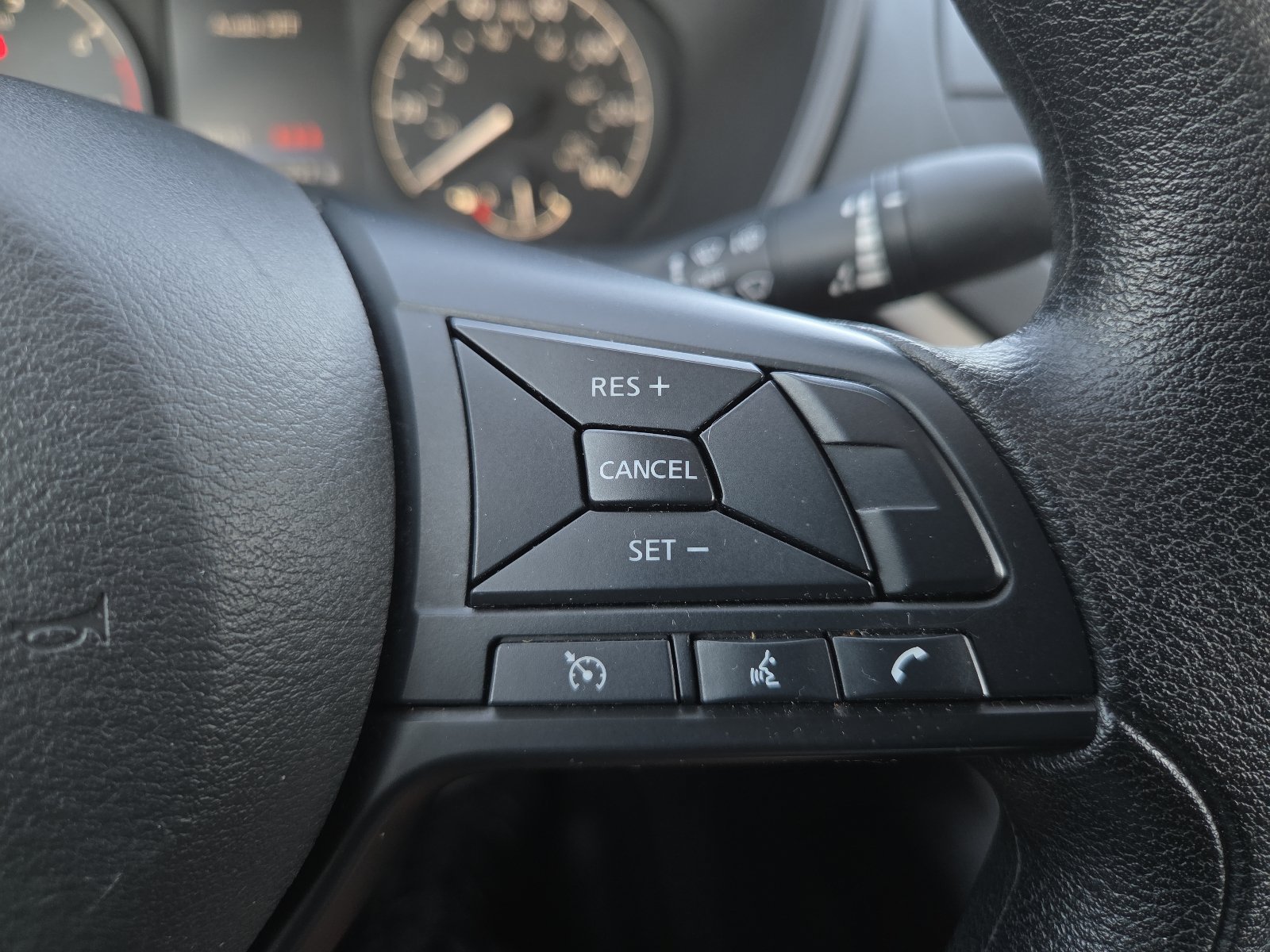 Used 2024 Nissan Altima 2.5 S FWD image 17
