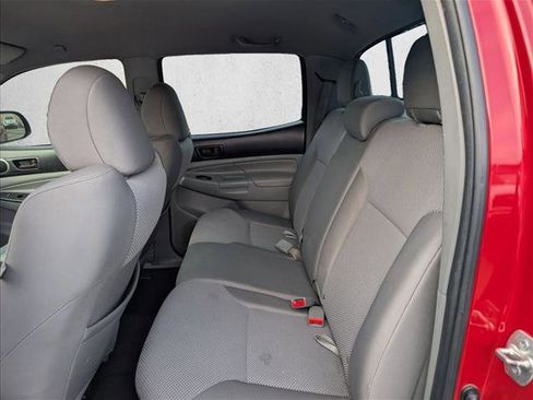 Used 2012 Toyota Tacoma PreRunner image 21