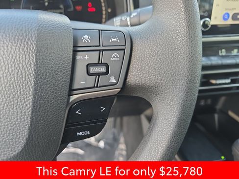 Used 2025 Toyota Camry LE image 22