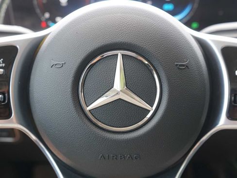 Used 2023 Mercedes-Benz EQB 300 4MATIC image 14