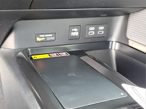 New 2026 Toyota Camry SE image 22