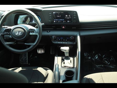 New 2025 Hyundai Elantra Sport w/ Cargo Package image 21