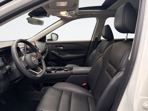 Used 2023 Nissan Rogue SL AWD/4WD image 9